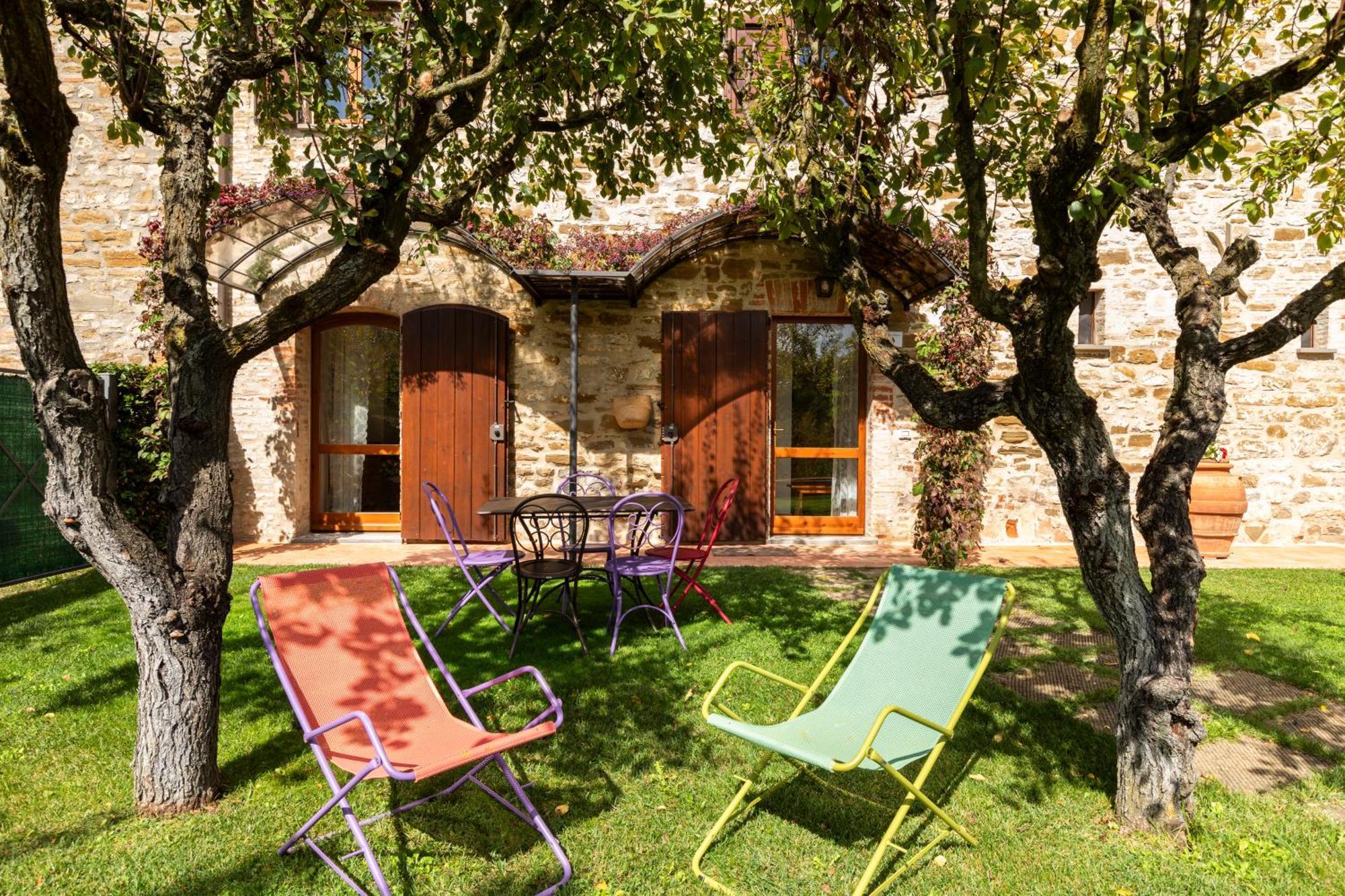 Agriturismo I Gelsi Di Santa Cristina Губбио Экстерьер фото